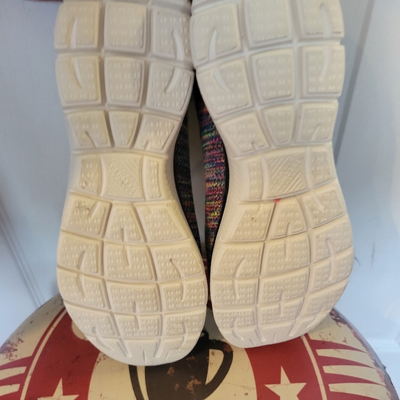 Skechers Black Sneakers with Knit Upper and Memory Foam - Picture 3 of 4